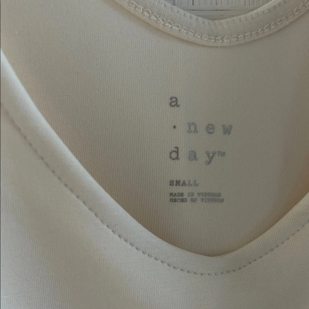 A New Day Sleeveless Cream Jumpsuit with pockets - Picture 2 of 7